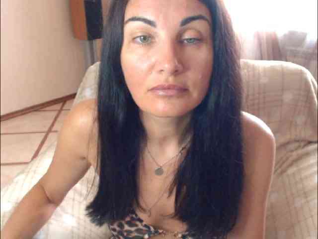 7185-Karina webcam