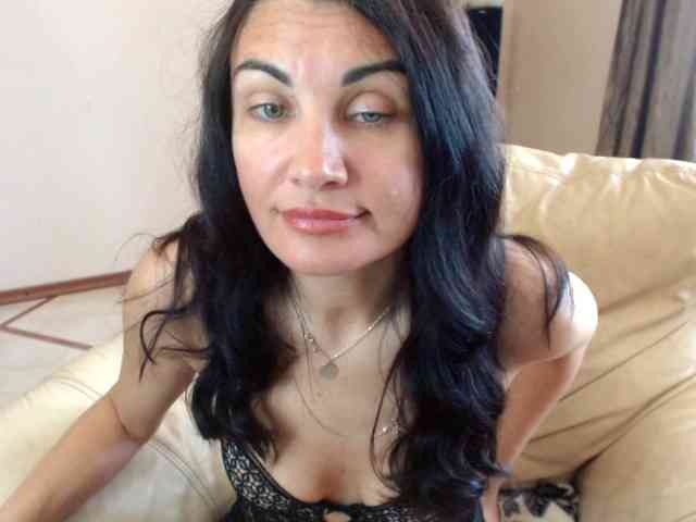 7185-Karina webcam