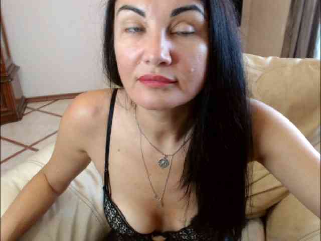 7185-Karina webcam