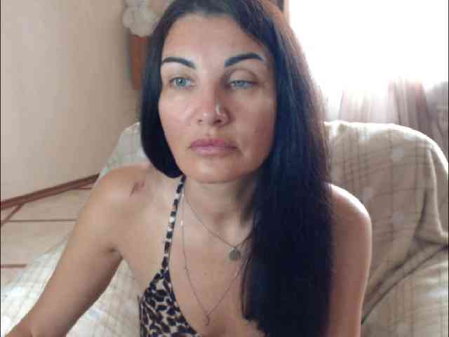 7185-Karina webcam