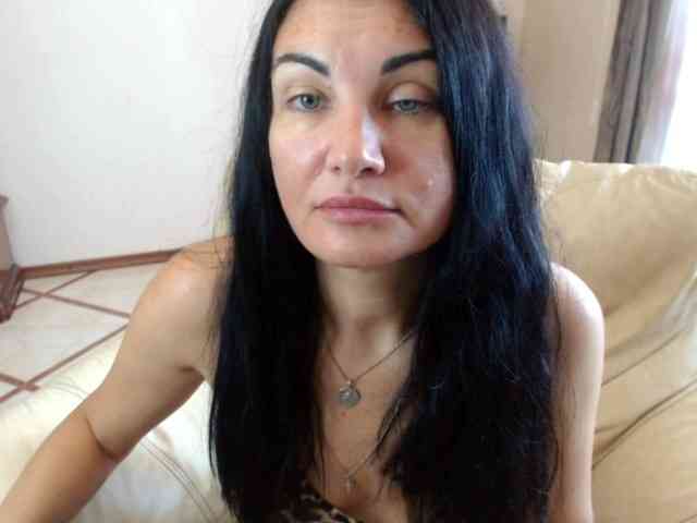7185-Karina webcam