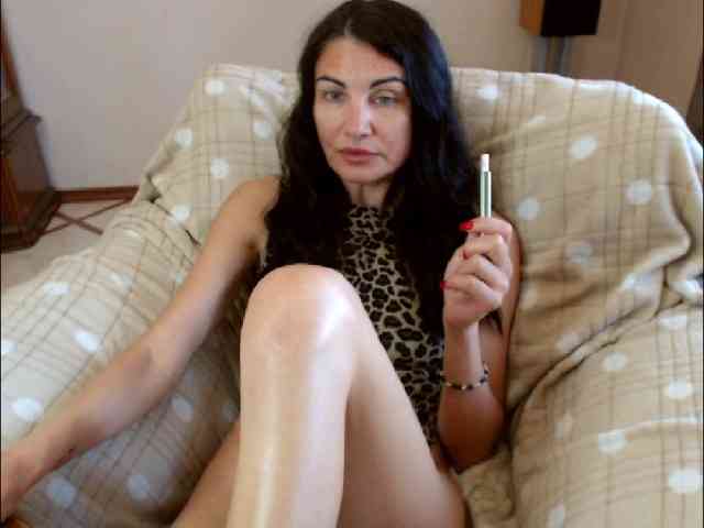 Karina8571 Live Webcam on BongaCams