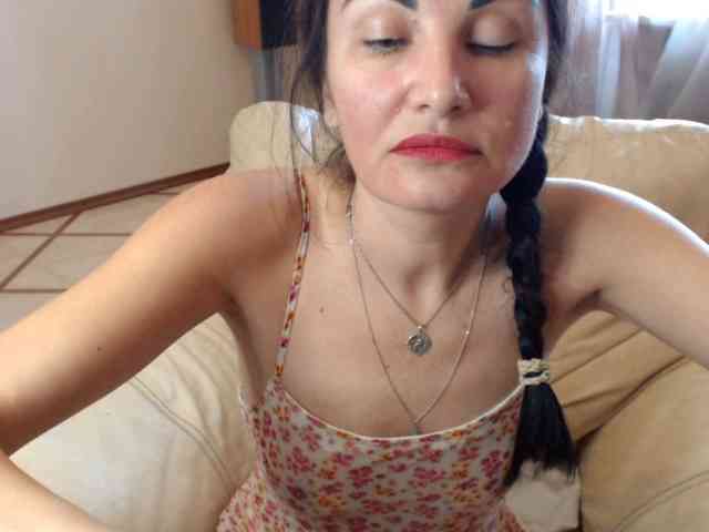 7185-Karina webcam