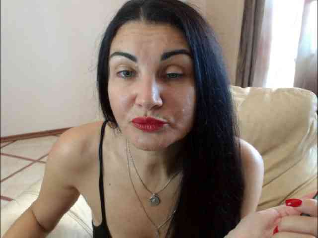 7185-Karina webcam