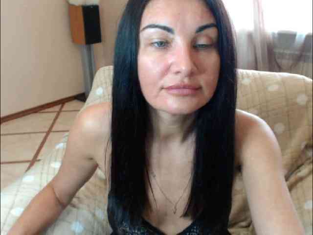 7185-Karina webcam