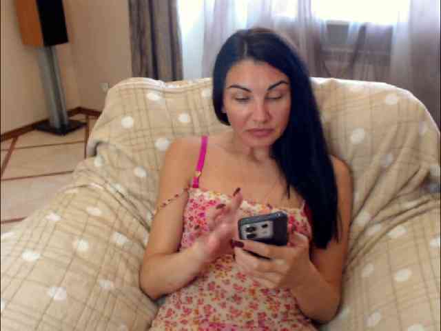 7185-Karina webcam