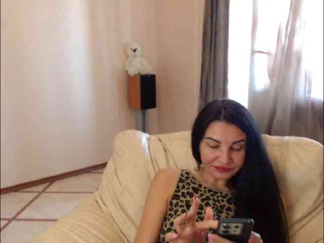7185-Karina webcam