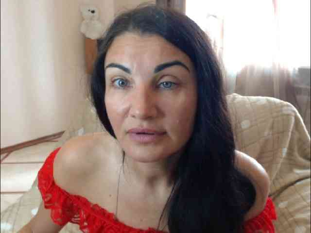 7185-Karina webcam