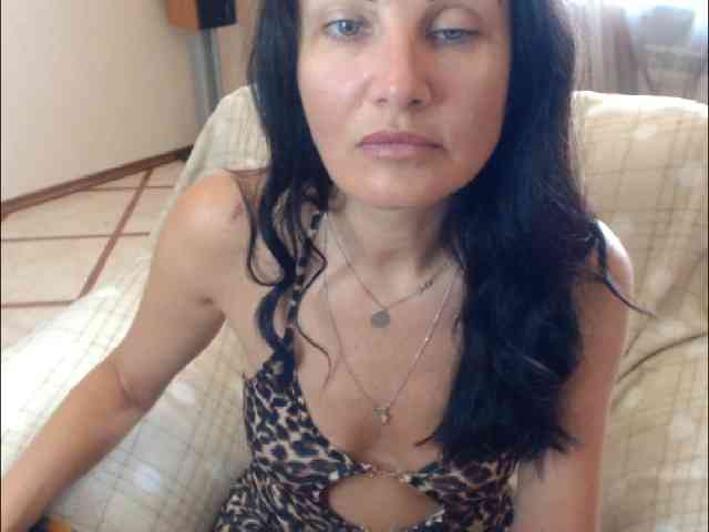 7185-Karina webcam
