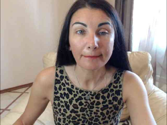 7185-Karina webcam