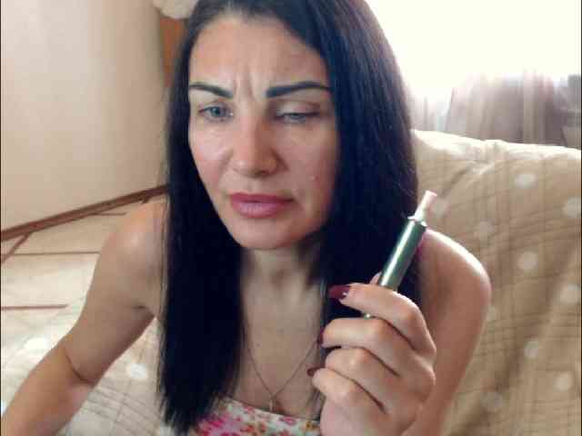 7185-Karina webcam