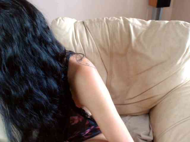 7185-Karina webcam