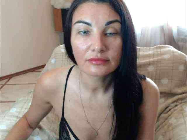 7185-Karina webcam