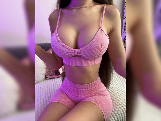 SweetBabyXs live cam on BongaCams