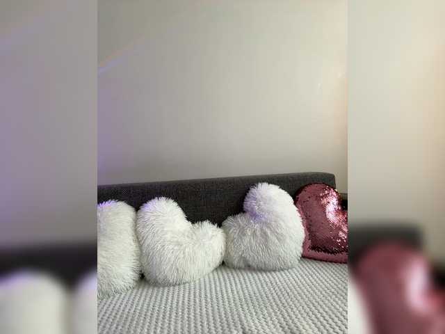 SweetBabyXs live webcam show