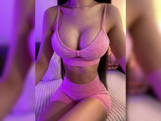 SweetBabyXs live cam on BongaCams