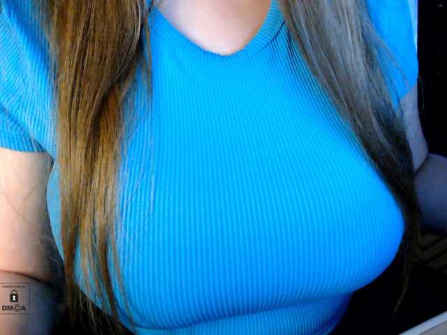 Vikki_tori_a