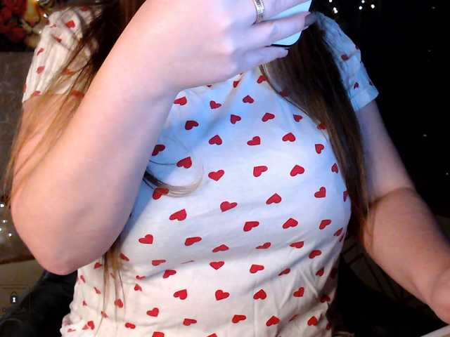 Viki-tiki-tak live cam on BongaCams