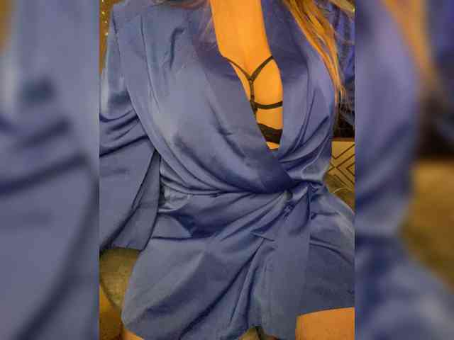 Vikki_tori_a