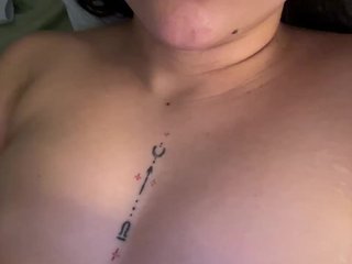 mooooooon Porn Show