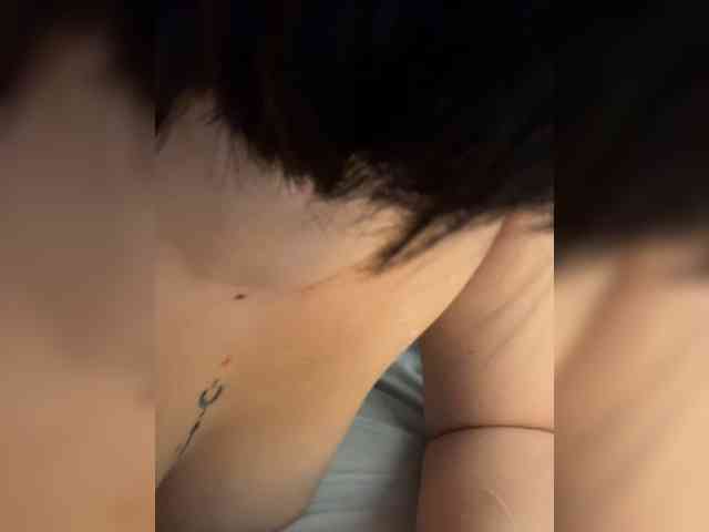 Vattttaaa's cam show statistics and live stream