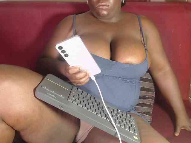 EbonySexxx webcam