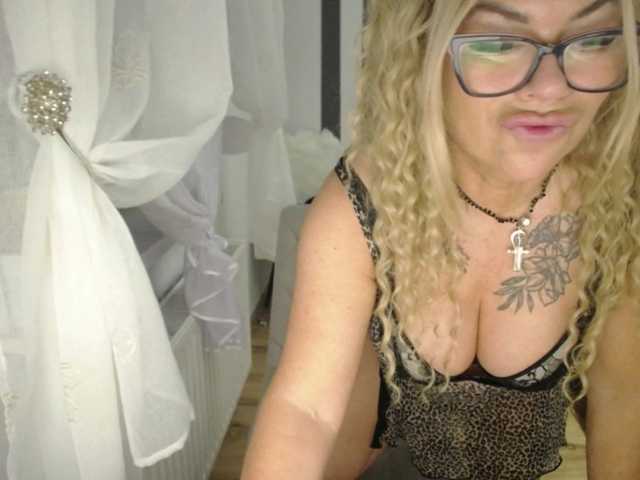 ArianeSexy, en vivo ahora en BongaCams