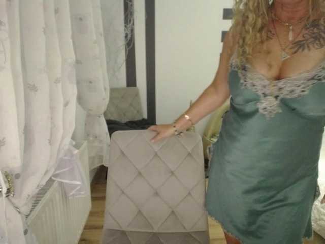ArianeSexy live cam on BongaCams