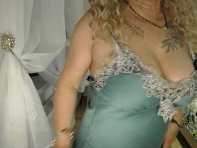 ArianeSexy live cam on BongaCams