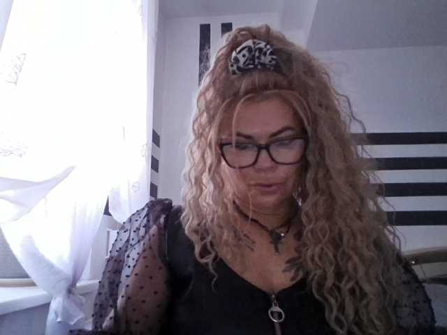 ArianeSexy live cam on BongaCams