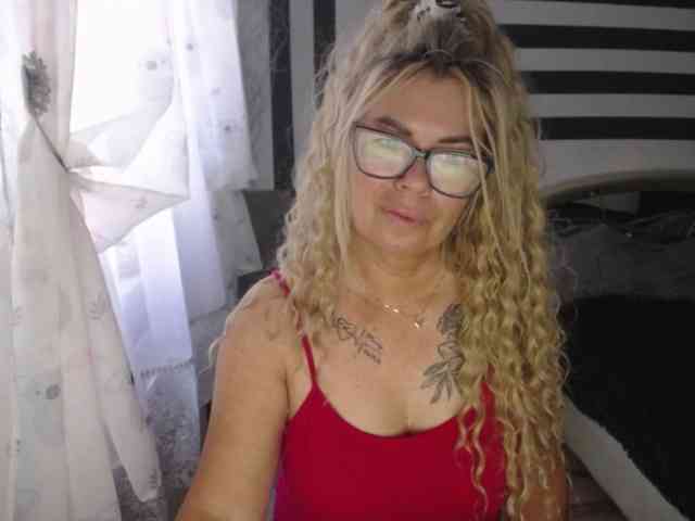 Model: ArianeSexy