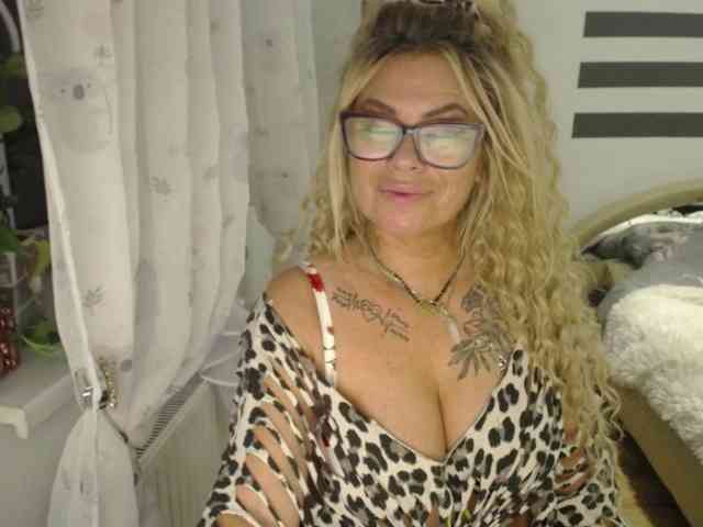 ArianeSexy webcam