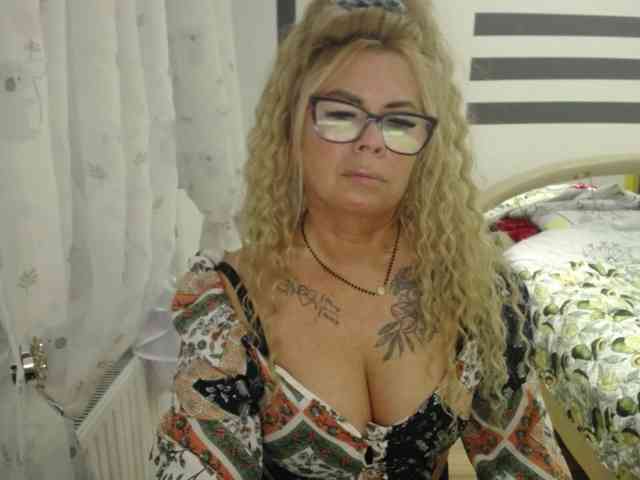ArianeSexy webcam