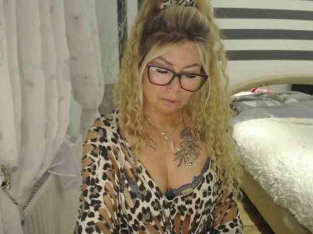 ArianeSexy webcam