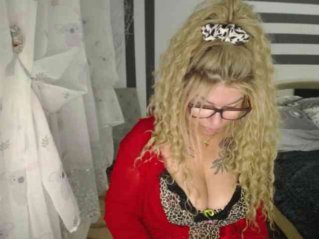 Model: ArianeSexy