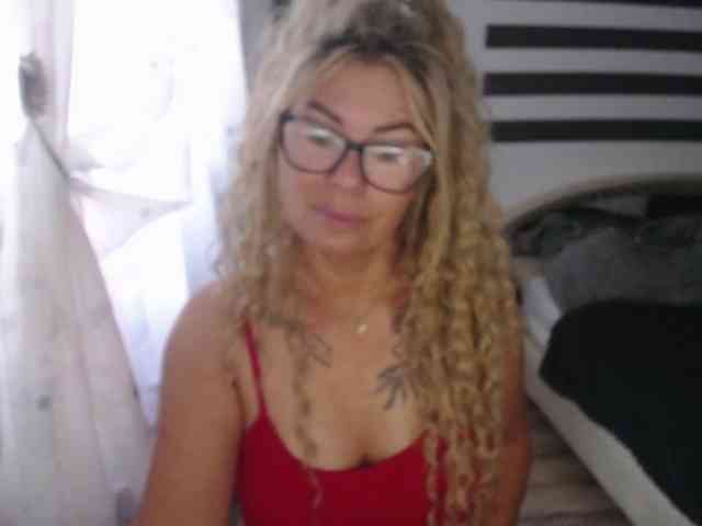 ArianeSexy ArianeSexy