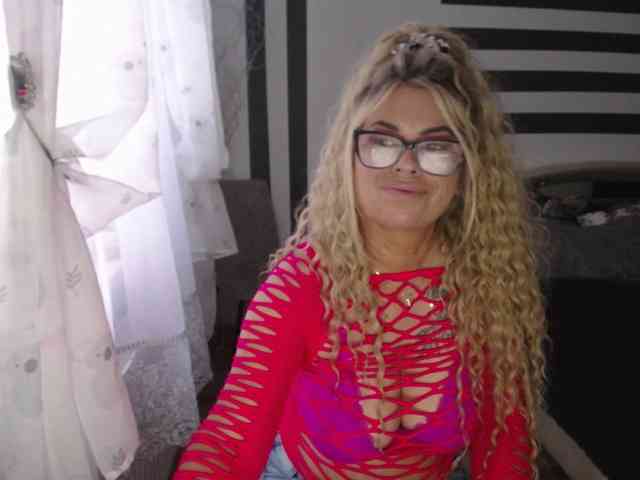ArianeSexy webcam
