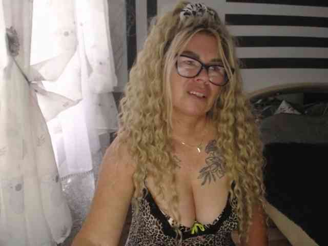 ArianeSexy webcam