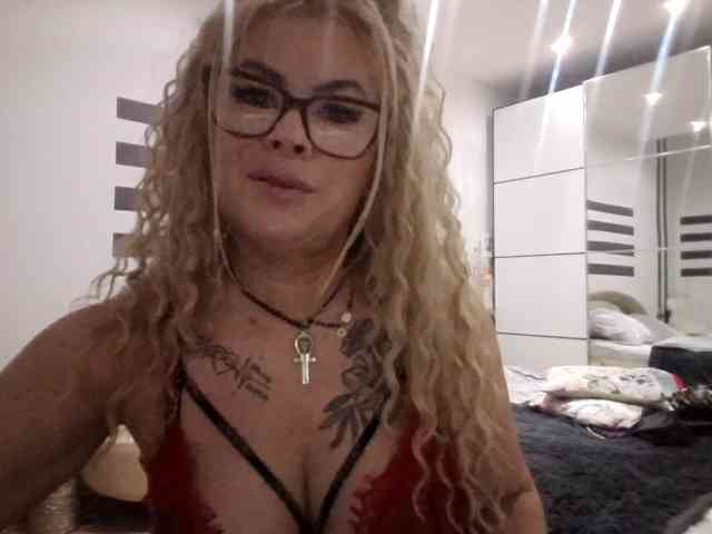 Model: ArianeSexy