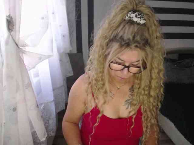 Model: ArianeSexy