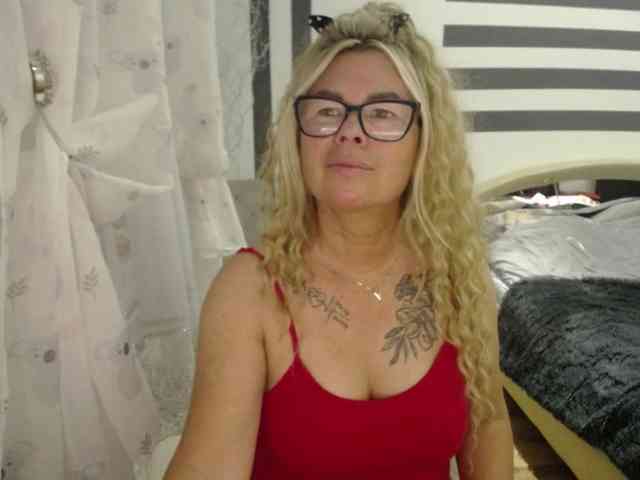 ArianeSexy webcam