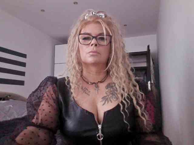 Model: ArianeSexy
