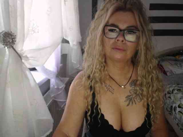 ArianeSexy webcam