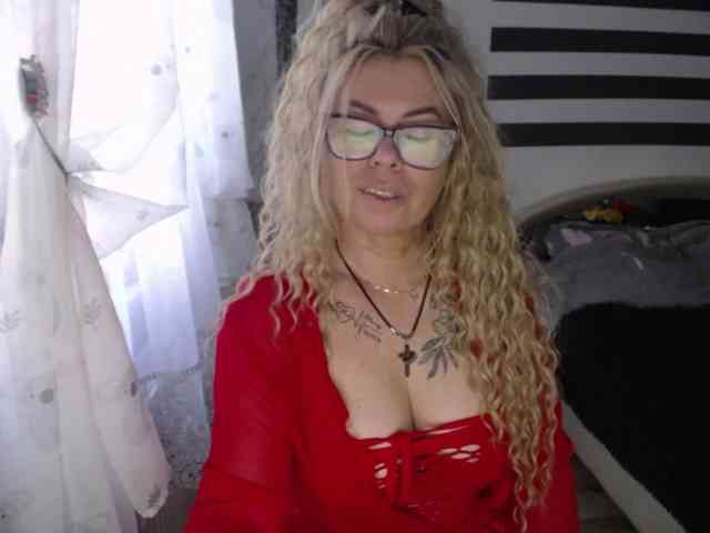 Model: ArianeSexy