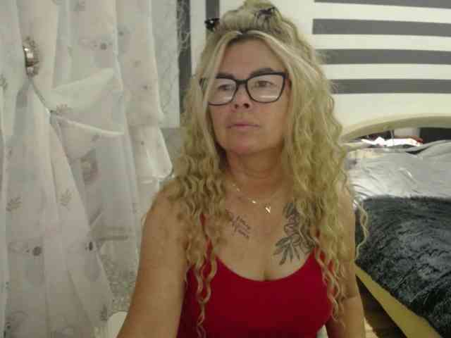 ArianeSexy webcam