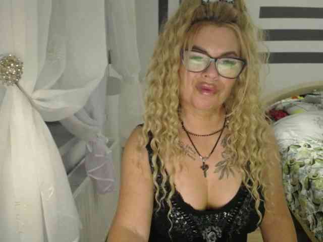 ArianeSexy webcam