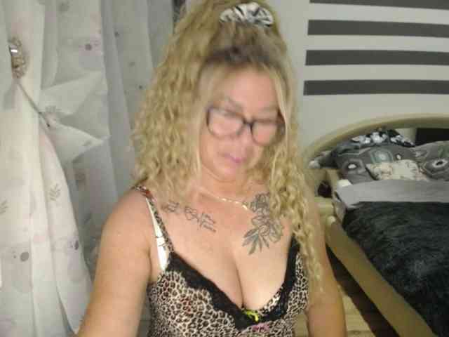 ArianeSexy webcam