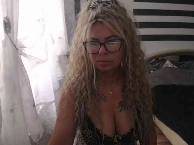 ArianeSexy webcam