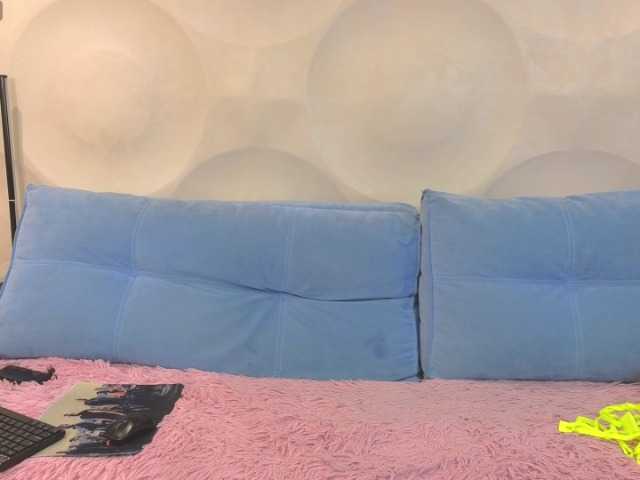 Murenza's BongaCams show and profile