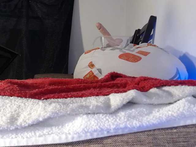 Lizhot2305 live cam on BongaCams
